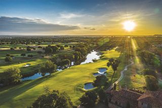 000 La Serena LOOP, Horseshoe Bay, TX 78657