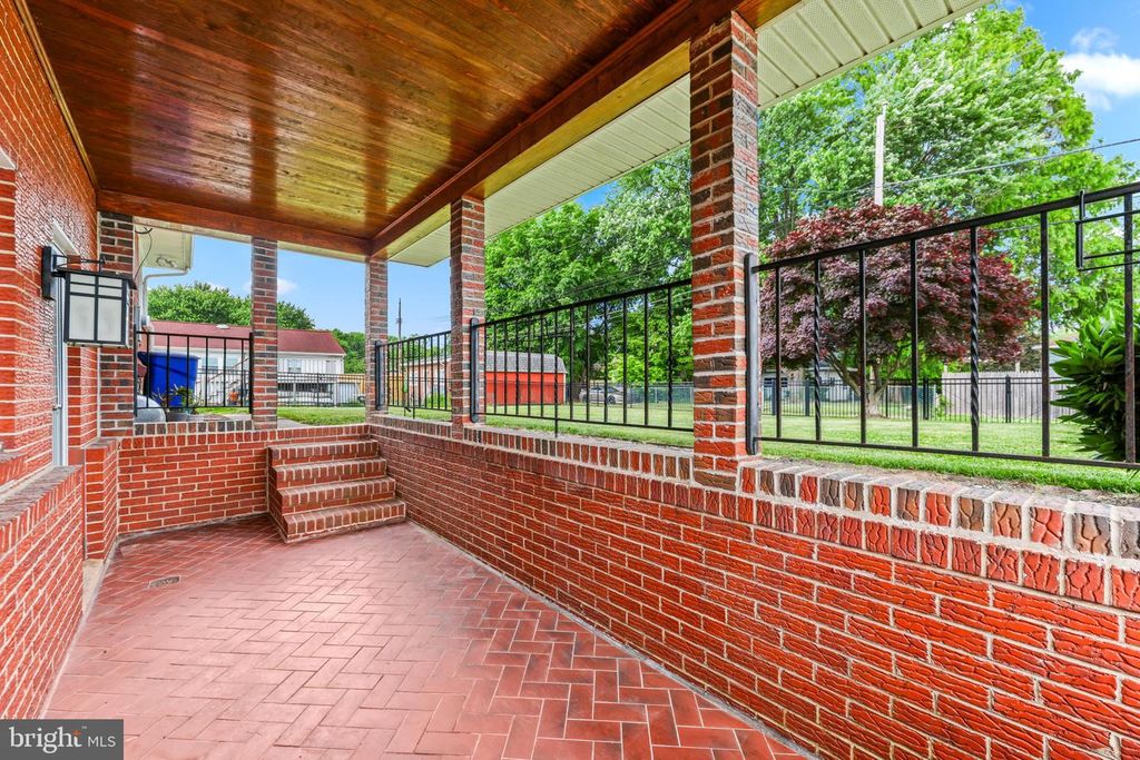 Image 37 of property listing at 2902 RITCHIE AVE, Baltimore, MD 21219
