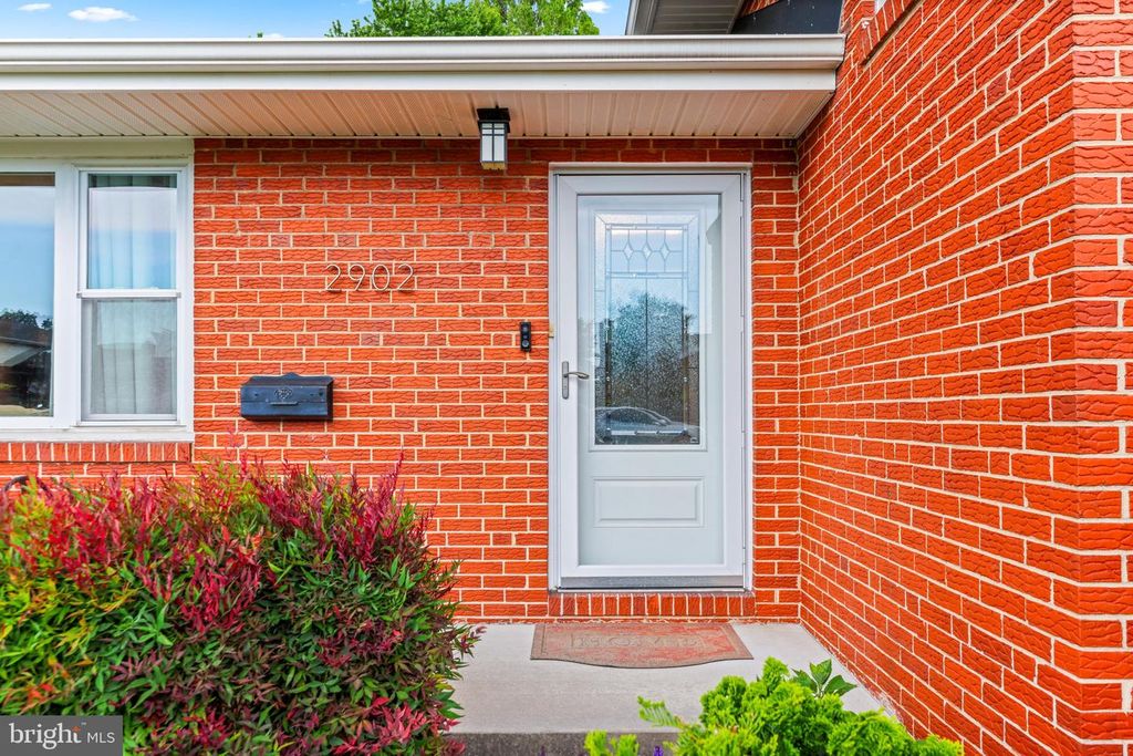 Image 5 of property listing at 2902 RITCHIE AVE, Baltimore, MD 21219