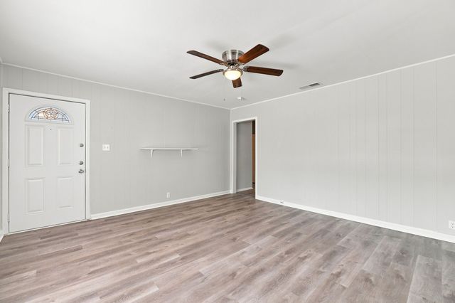 904 Bales Street, Cleburne, TX 76033