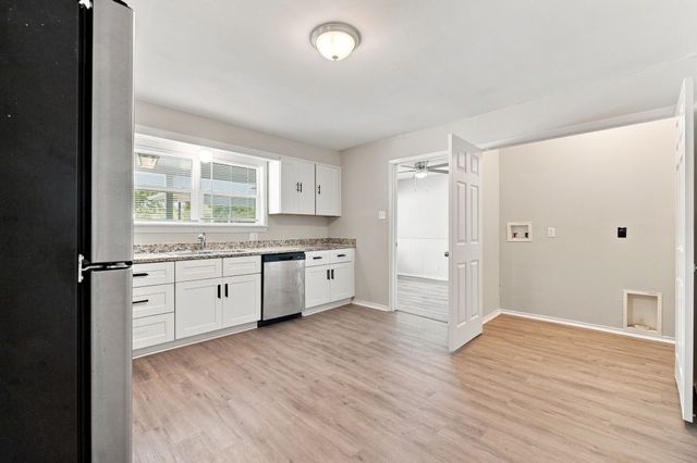 904 Bales Street, Cleburne, TX 76033