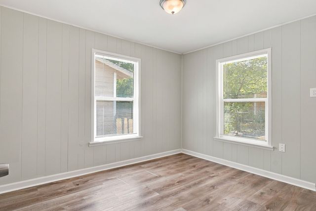 904 Bales Street, Cleburne, TX 76033