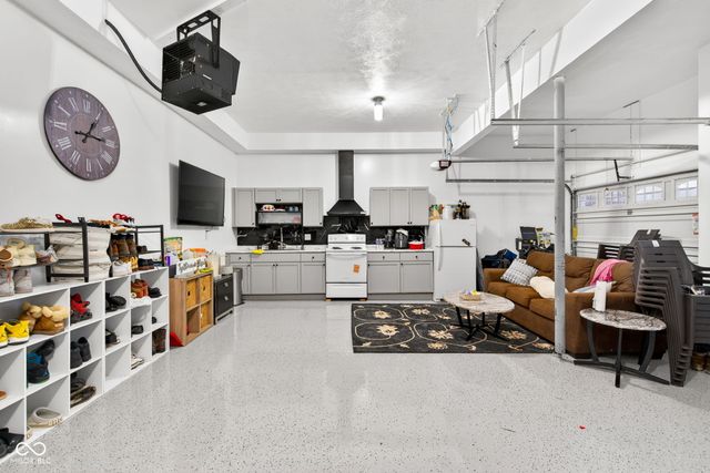 12338 French Cattle Way, Noblesville, IN 46060