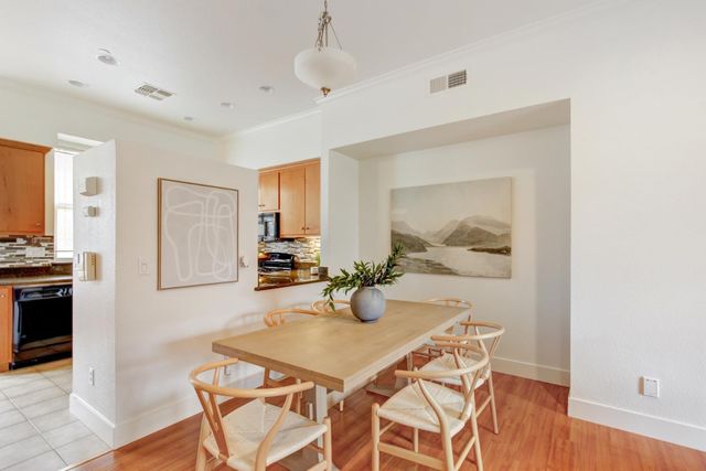 243 Mcdowell Ln, West Sacramento, CA 95605