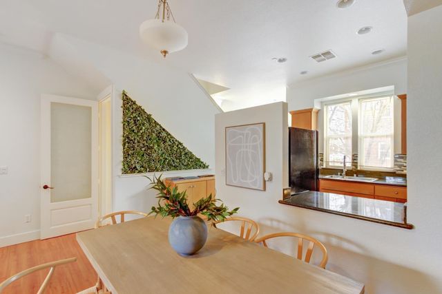 243 Mcdowell Ln, West Sacramento, CA 95605