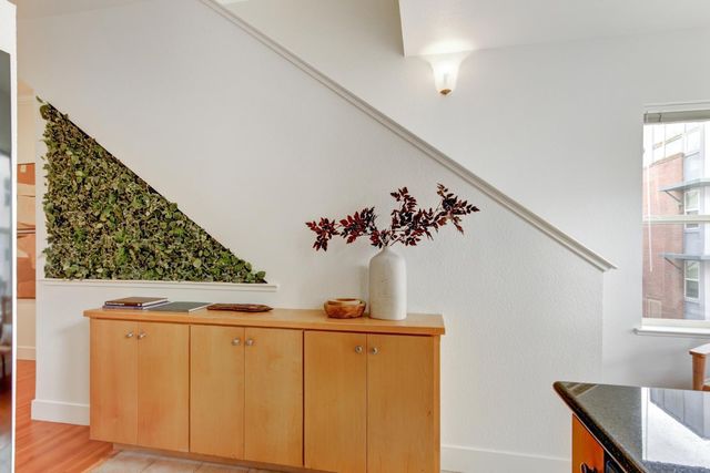 243 Mcdowell Ln, West Sacramento, CA 95605