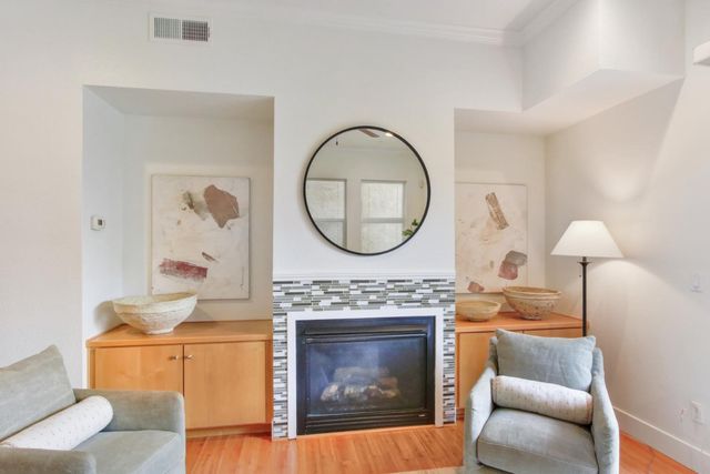 243 Mcdowell Ln, West Sacramento, CA 95605