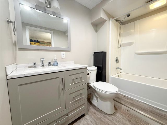1990 Ridge Road, Ontario, NY 14519