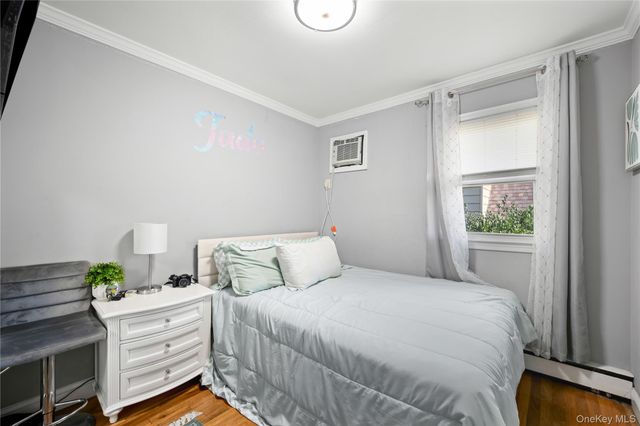 284 Baldwin Road, Hempstead, NY 11550