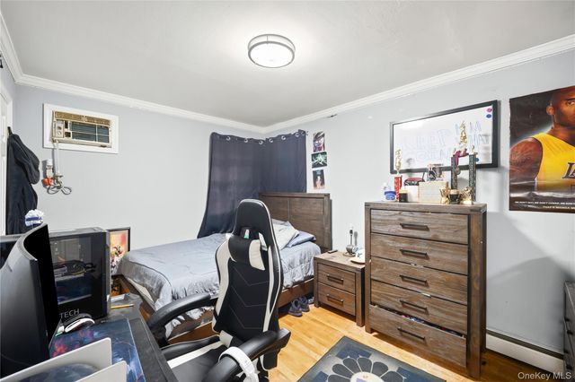 284 Baldwin Road, Hempstead, NY 11550