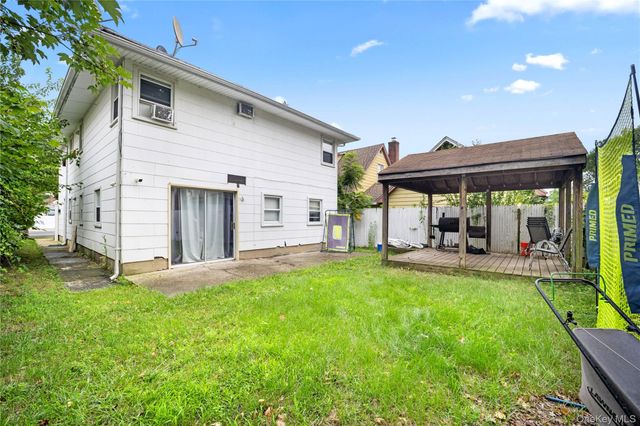 284 Baldwin Road, Hempstead, NY 11550