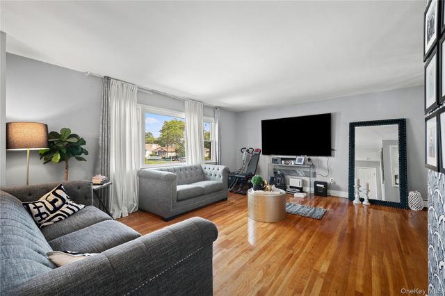 284 Baldwin Road, Hempstead, NY 11550