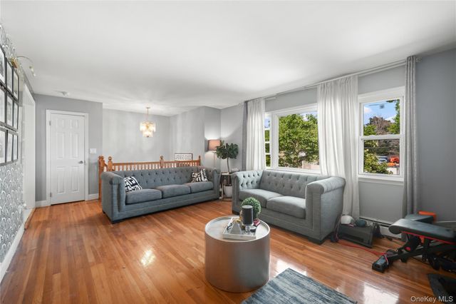 284 Baldwin Road, Hempstead, NY 11550