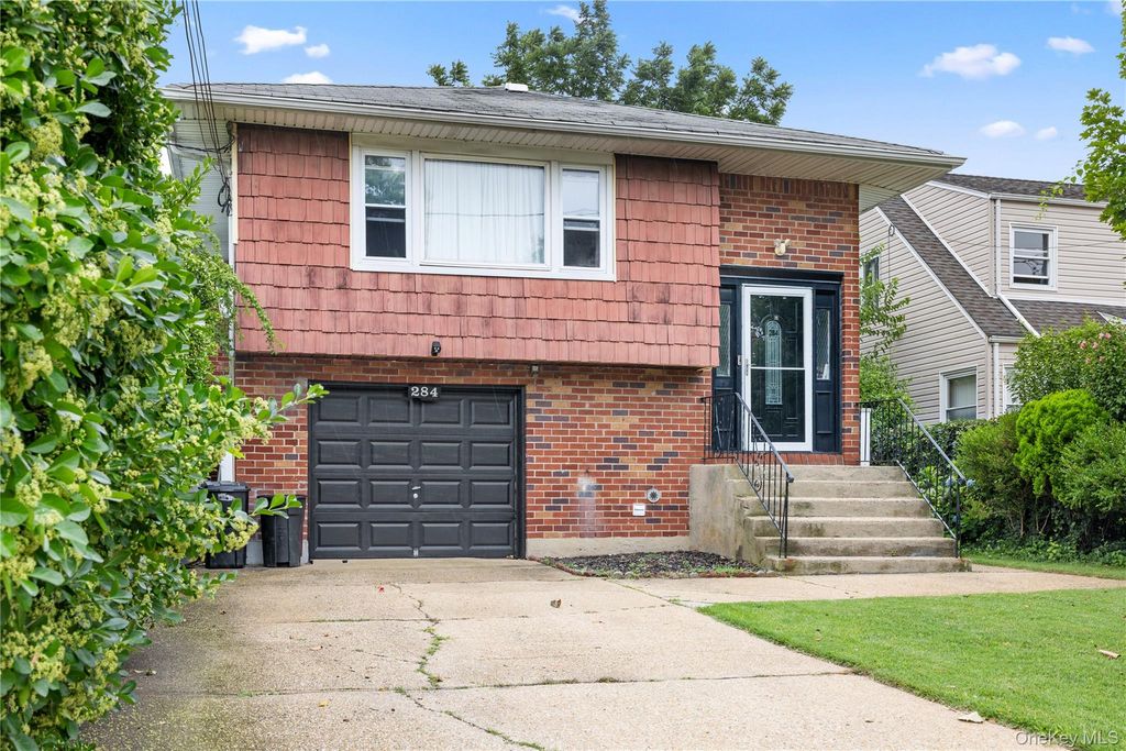 284 Baldwin Road, Hempstead, NY 11550 — photo 2