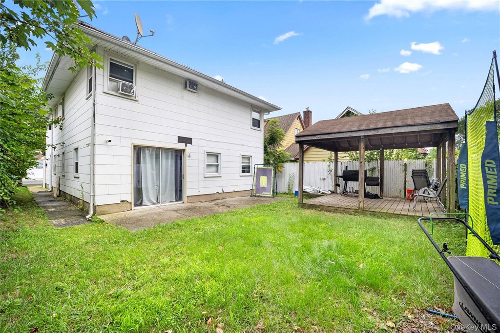 284 Baldwin Road, Hempstead, NY 11550 — photo 3