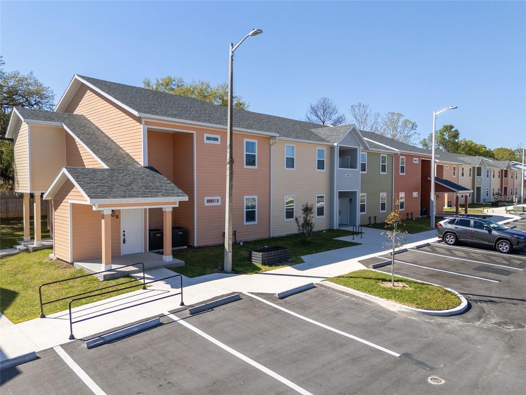 1581 NW 29TH ROAD 8, Gainesville, FL 32605