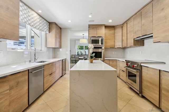 464 Prospect 101, La Jolla, CA 92037