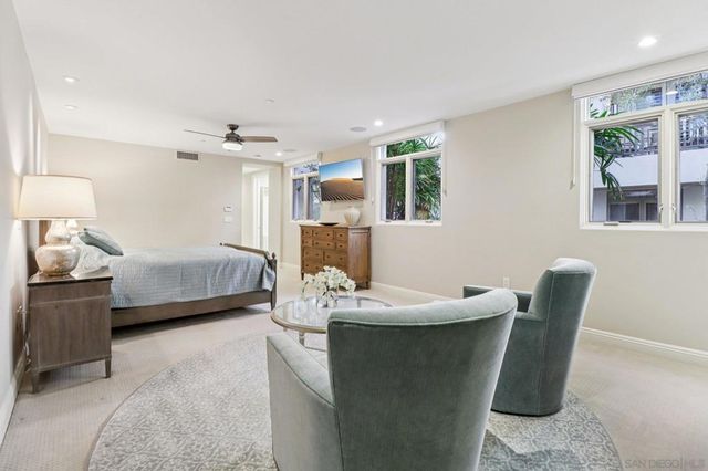 464 Prospect 101, La Jolla, CA 92037