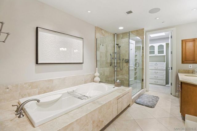 464 Prospect 101, La Jolla, CA 92037