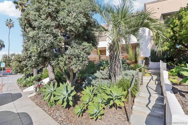 464 Prospect 101, La Jolla, CA 92037