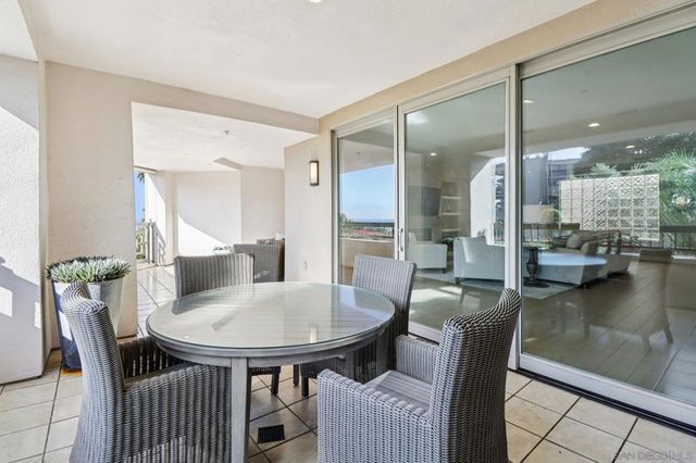 464 Prospect 101, La Jolla, CA 92037