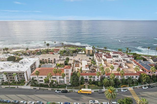 464 Prospect 101, La Jolla, CA 92037