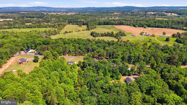 40 JOHN TUCKER RD, Madison, VA 22727