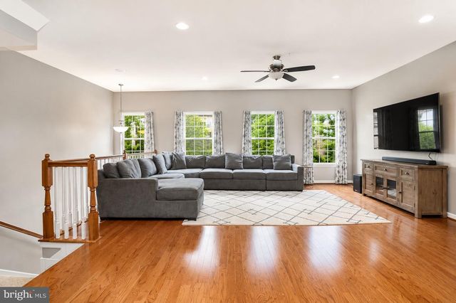 645 BRACEY DR, Glen Burnie, MD 21060