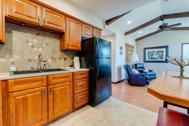 6708 E Matthew Ln, Chattaroy, WA 99003