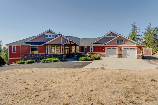 6708 E Matthew Ln, Chattaroy, WA 99003