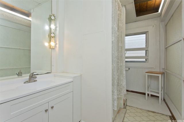 2970 Robert Place, Honolulu, HI 96816