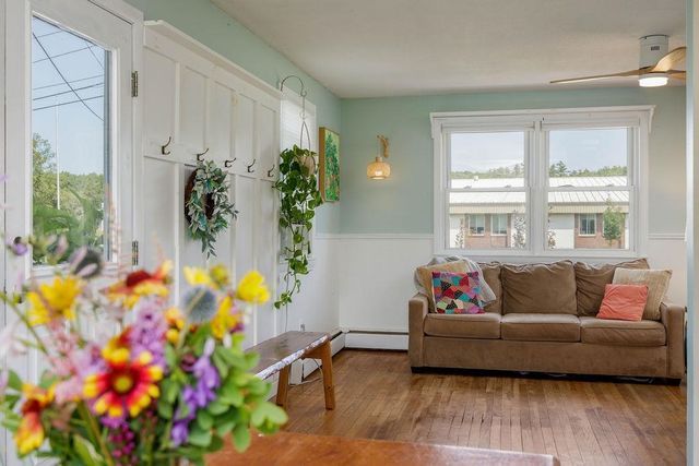 36 School Street, Canaan, NH 03741