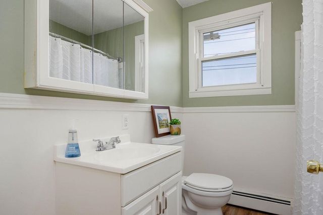 36 School Street, Canaan, NH 03741
