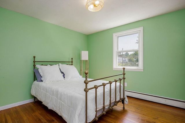 36 School Street, Canaan, NH 03741