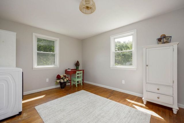 36 School Street, Canaan, NH 03741