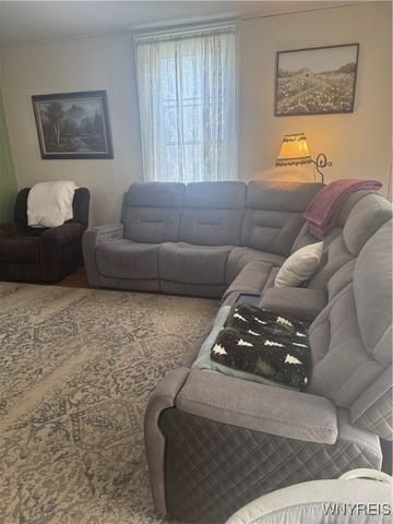 14 Third Avenue, Franklinville, NY 14737