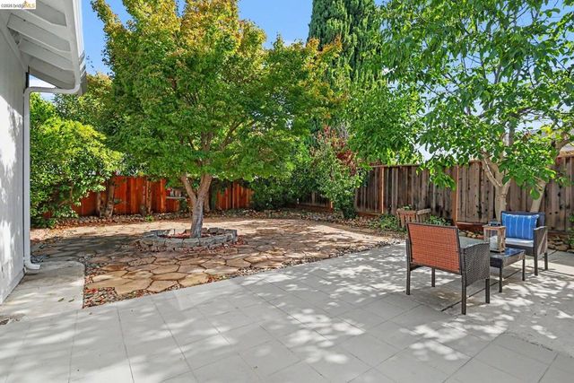 545 E Arques Ave, Sunnyvale, CA 94085