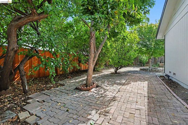 545 E Arques Ave, Sunnyvale, CA 94085