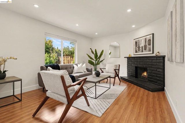 545 E Arques Ave, Sunnyvale, CA 94085