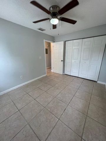 12781 Peconic Court, Wellington, FL 33414