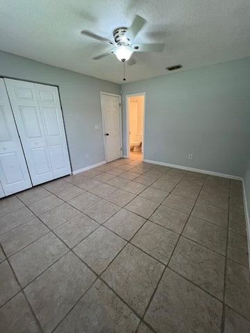 12781 Peconic Court, Wellington, FL 33414