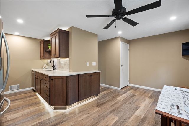 314 Benson Circle Dr., Whitehall, PA 15227