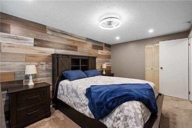 314 Benson Circle Dr., Whitehall, PA 15227
