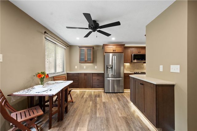 314 Benson Circle Dr., Whitehall, PA 15227