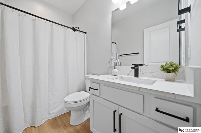 6937 Claystone Drive, Lincoln, NE 68521