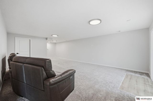 6937 Claystone Drive, Lincoln, NE 68521