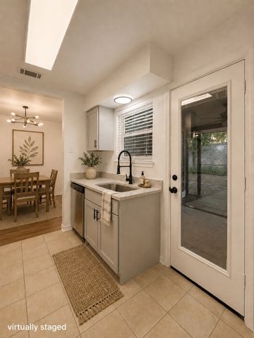 4804 Lemondrop Court, Arlington, TX 76017