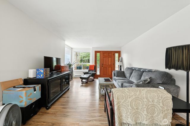 3827 Wetmore Avenue, Everett, WA 98201