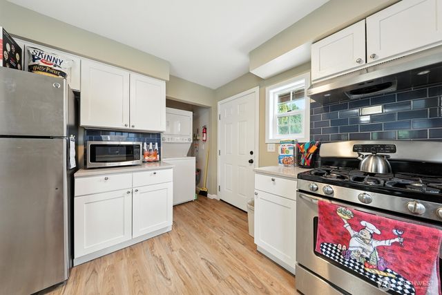 3827 Wetmore Avenue, Everett, WA 98201