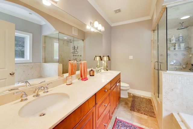 5526 N Winthrop Avenue 4S, Chicago, IL 60640
